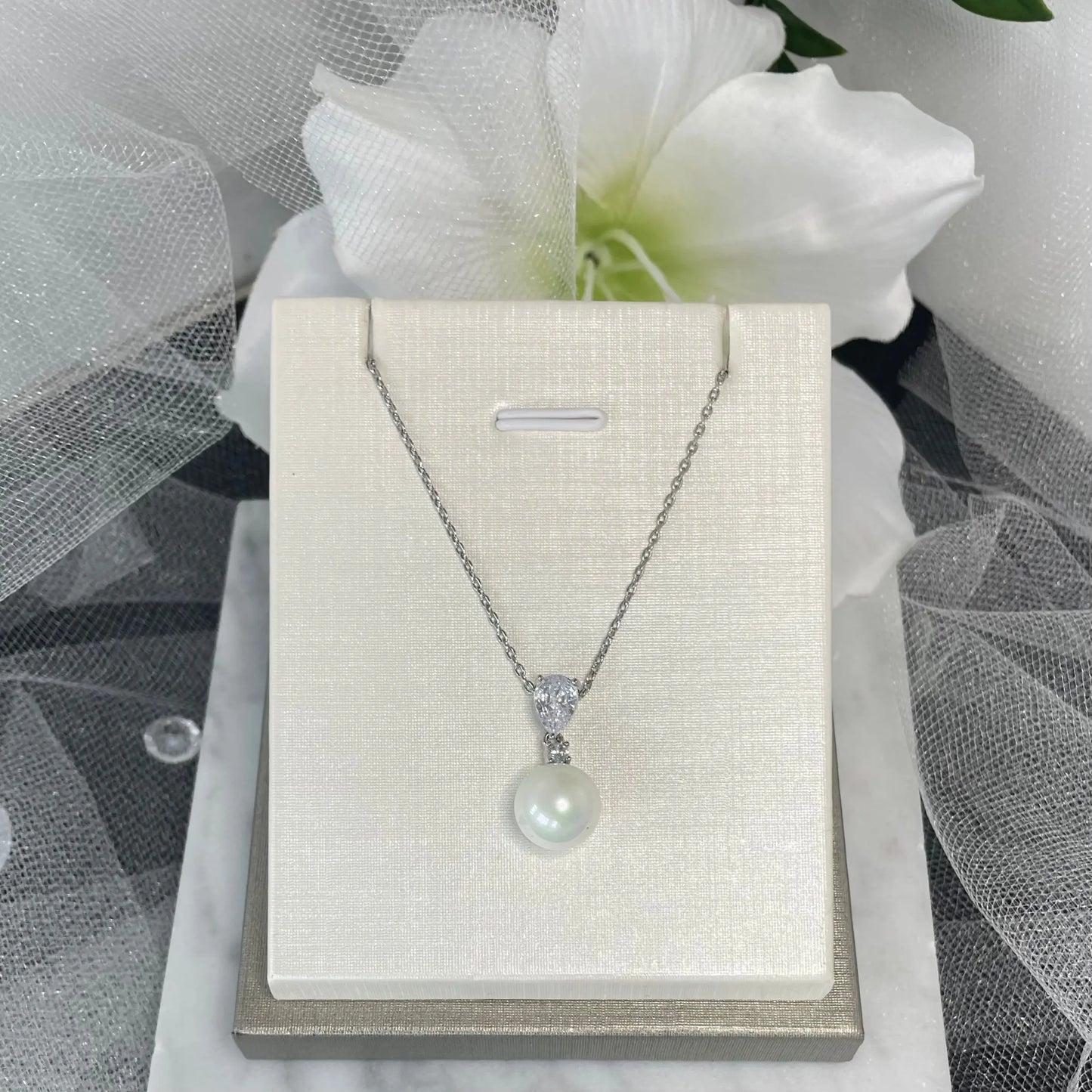 Brittany Crystal and pearl necklace Divine Bridal