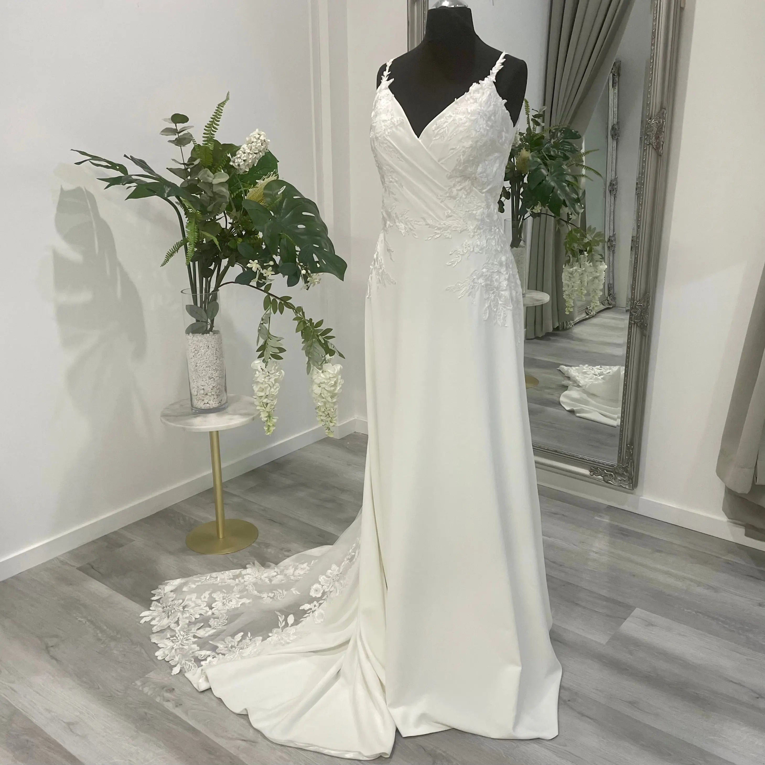 Harlow | Elegant Wedding Dresses | Divine Bridal.