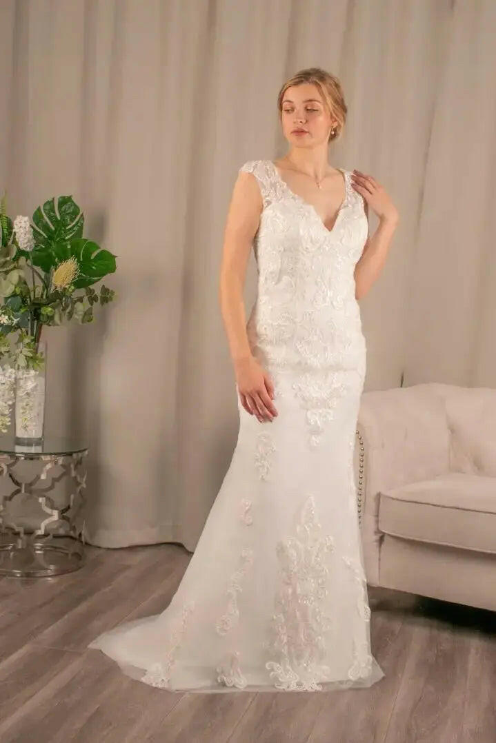 Caroline: Lace Mermaid Bridal Dress - Divine Bridal