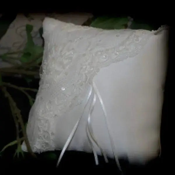 Horizontal beaded lace ring pillow - Divine Bridal